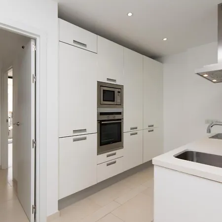 Luxury Flat, Mar, Air Con, Pool, Parking * بالم مار